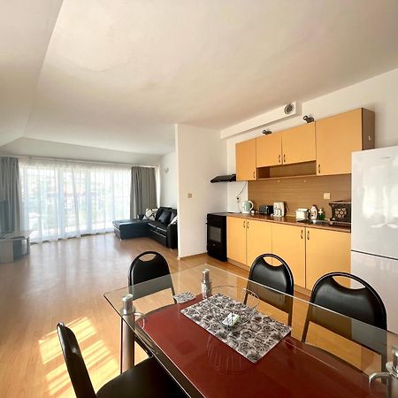 Апартамент Съни Хаус - Sunny House Apartment بايالا المظهر الخارجي الصورة