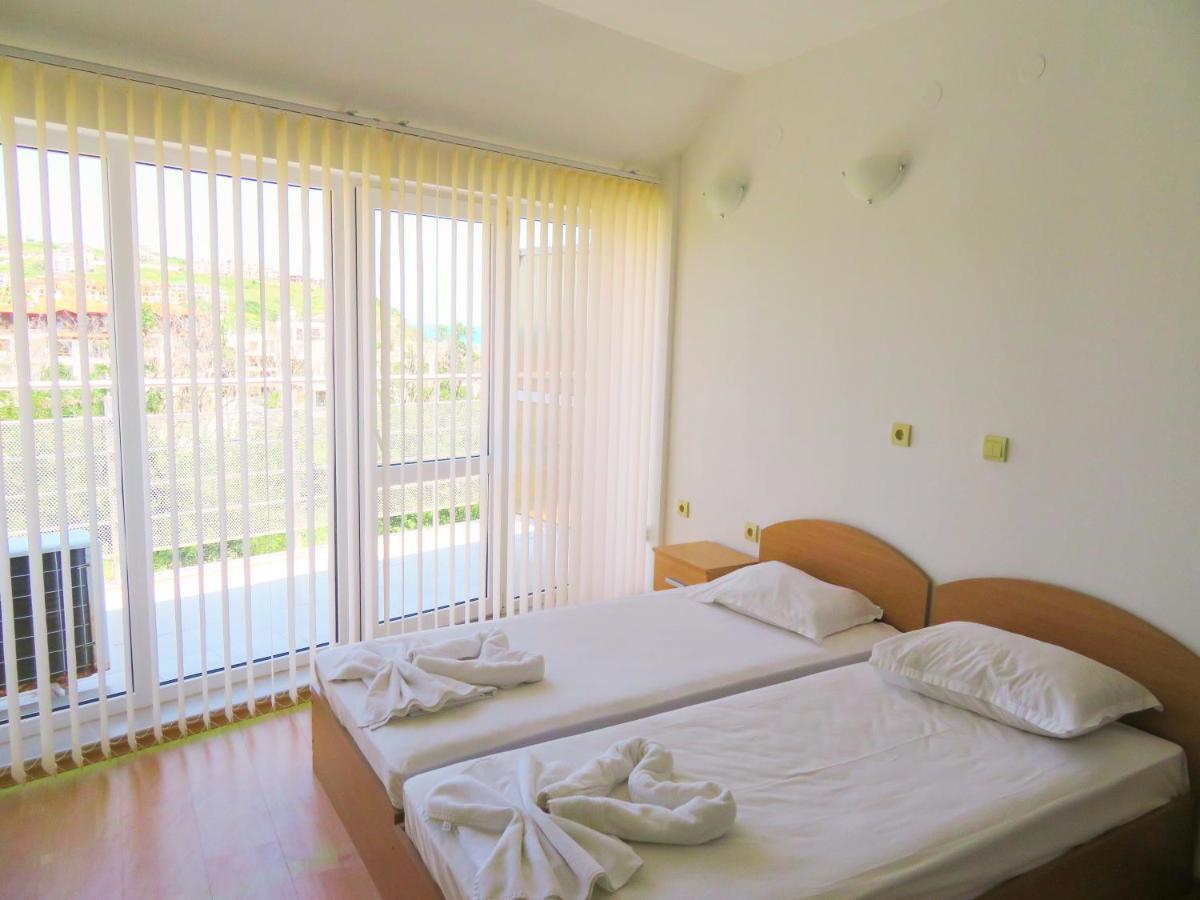 Апартамент Съни Хаус - Sunny House Apartment بايالا المظهر الخارجي الصورة