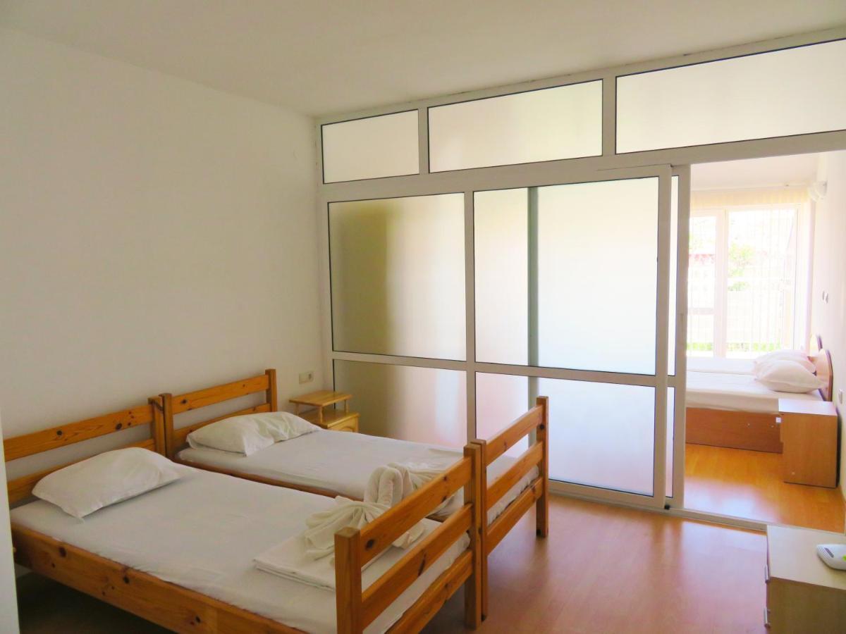 Апартамент Съни Хаус - Sunny House Apartment بايالا المظهر الخارجي الصورة