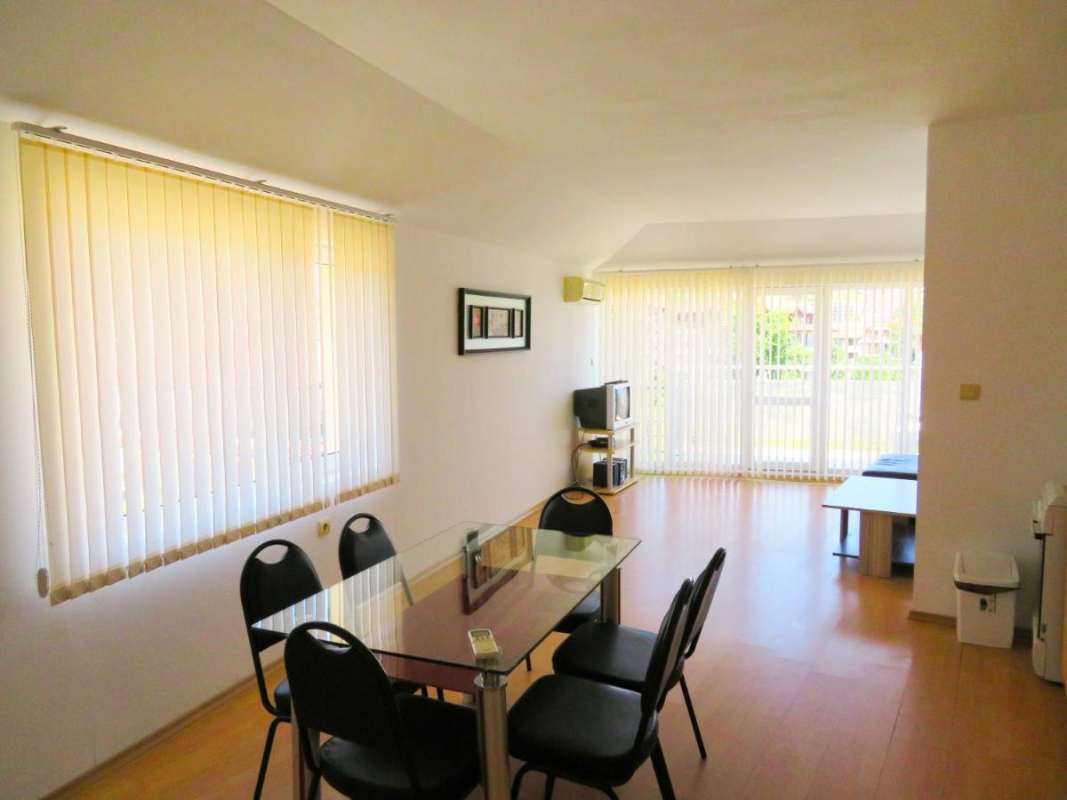 Апартамент Съни Хаус - Sunny House Apartment بايالا المظهر الخارجي الصورة