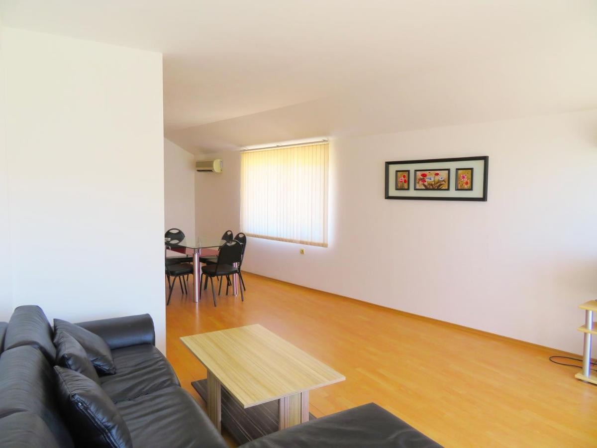 Апартамент Съни Хаус - Sunny House Apartment بايالا المظهر الخارجي الصورة