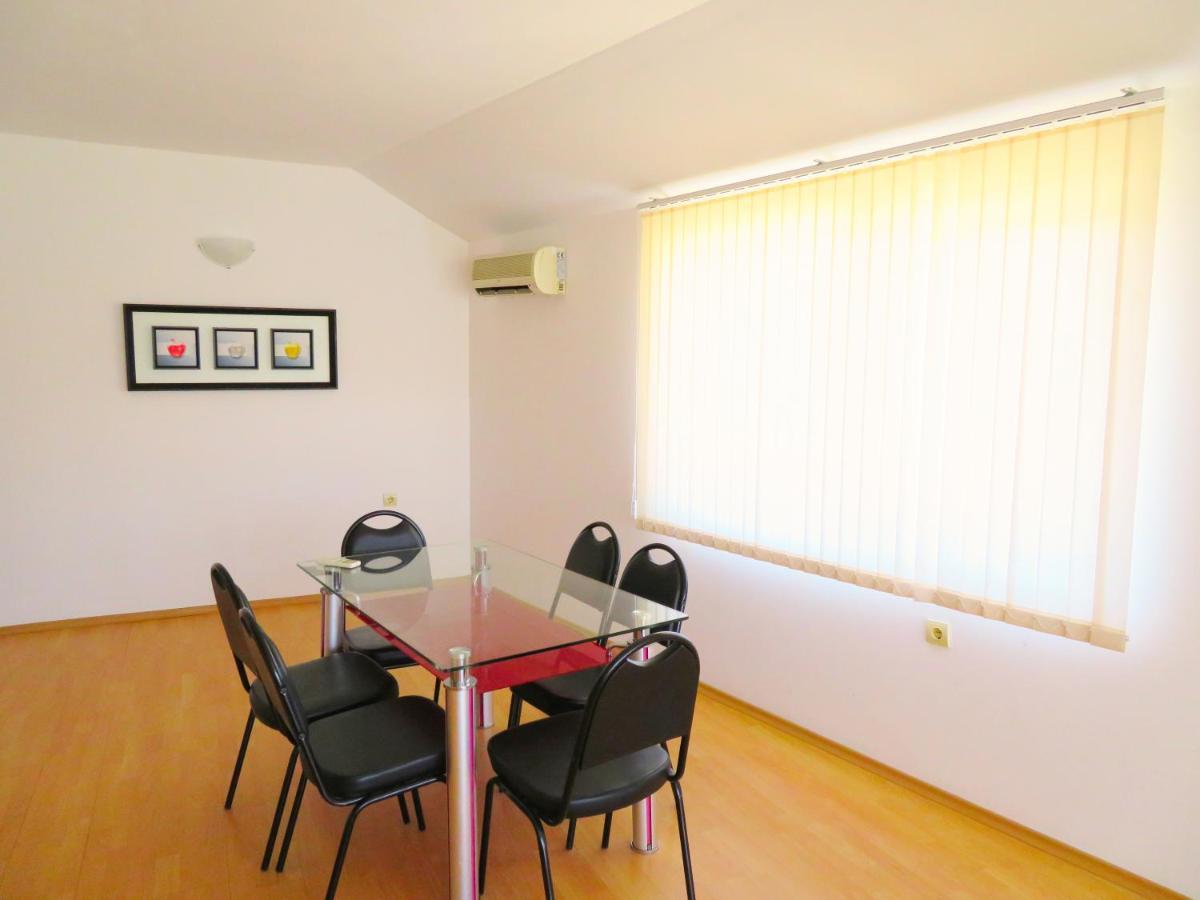 Апартамент Съни Хаус - Sunny House Apartment بايالا المظهر الخارجي الصورة